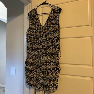 Forever 21, black and white patterned romper